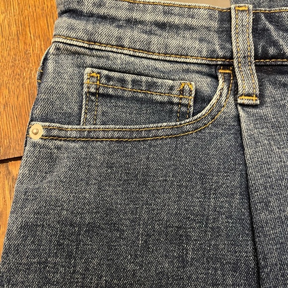 Banana Republic Wide Leg Crop - Picture 3 of 5